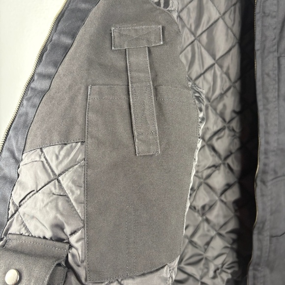 EDTREK Waterproof Concealed Carry Vest w/ 10 Pockets - Picture 9 of 16